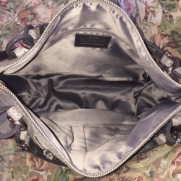 COACH KRISTIN PINNACLE EMBOSE PYTHON SATCHEL - Picture 7 of 8